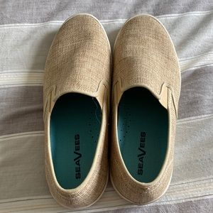 Seavees Baja Slip Ons in excellent condition